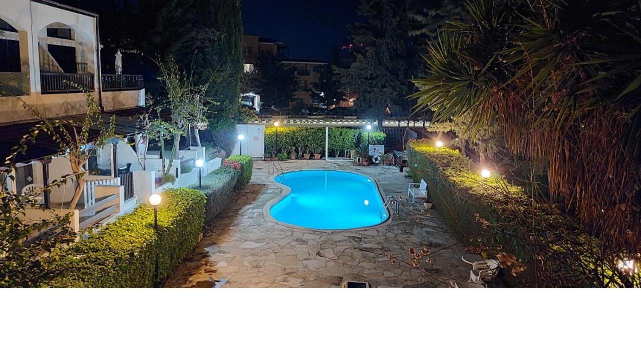 Cyprusmylove Paphos Eksteriør billede